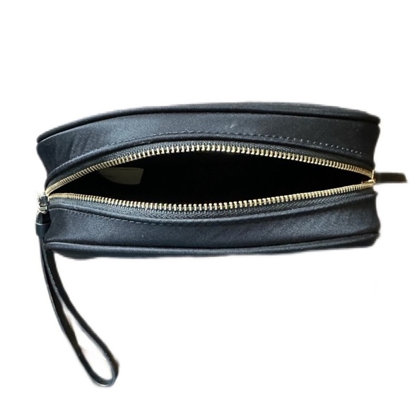 Authentic Kate Spade Cosmetic Bag - NWOT - Retail $109 - Picture 2 of 4